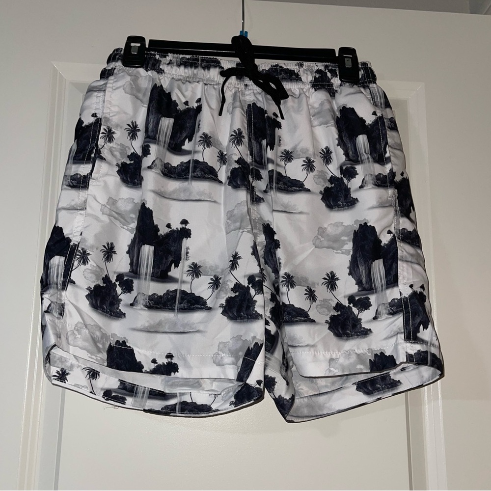 H&M waterfall swim shorts 🌊